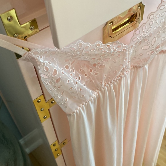 NWT Small Hanky Panky Blushing Pink Delicate Lace Eyelet Slip Lingerie MSRP $115 - Picture 17 of 17